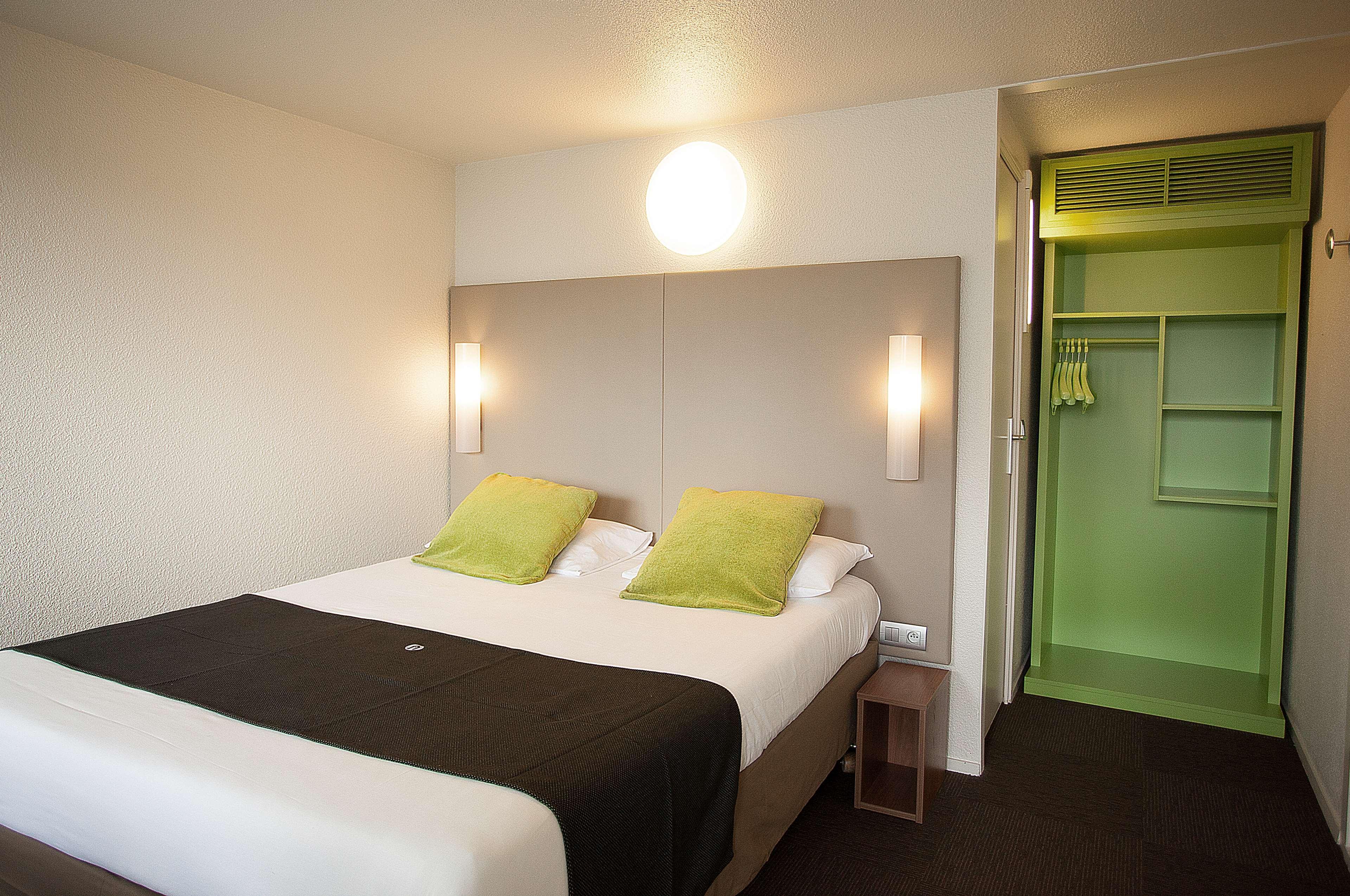 Hotel Campanile Vichy - Bellerive Esterno foto