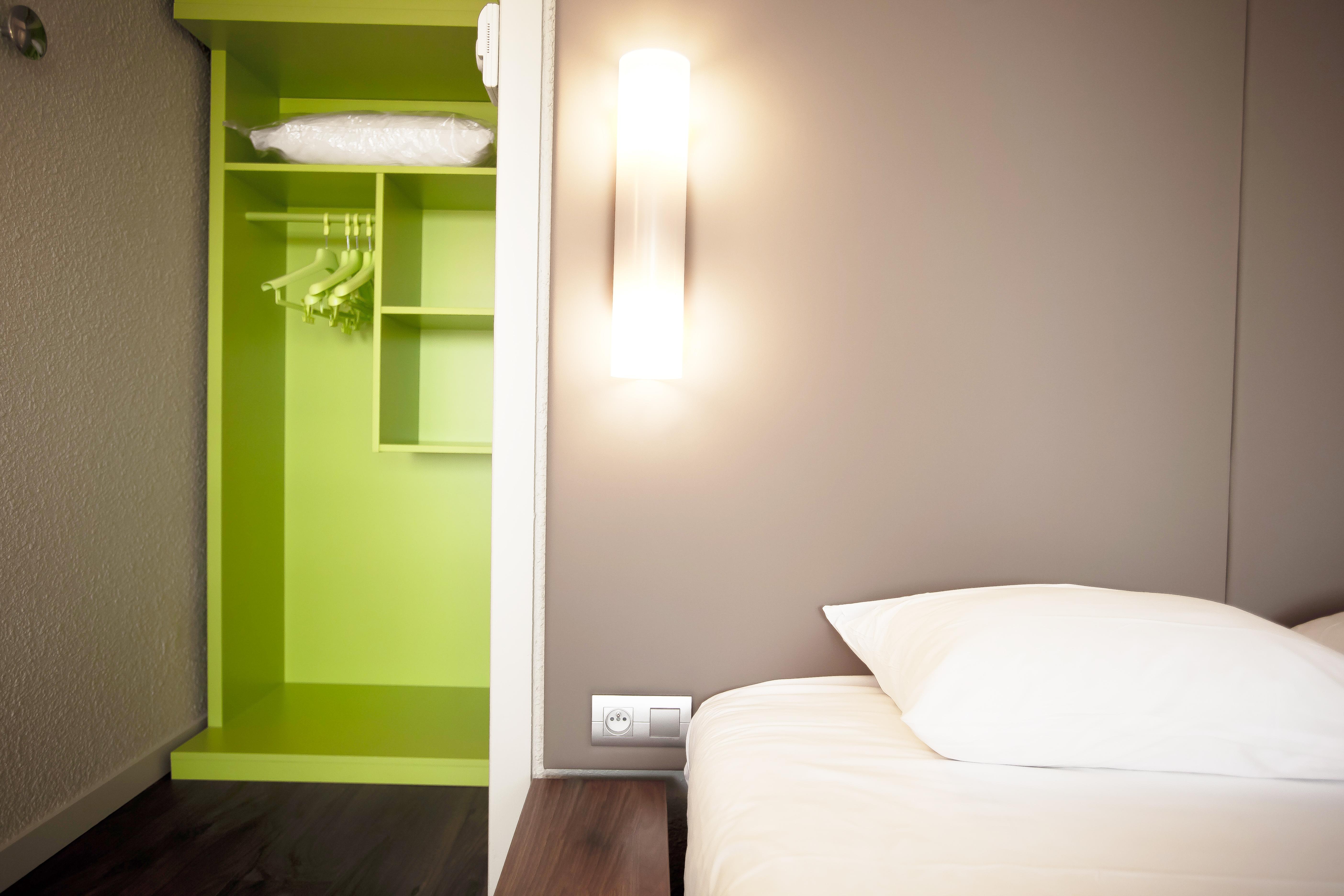 Hotel Campanile Vichy - Bellerive Esterno foto