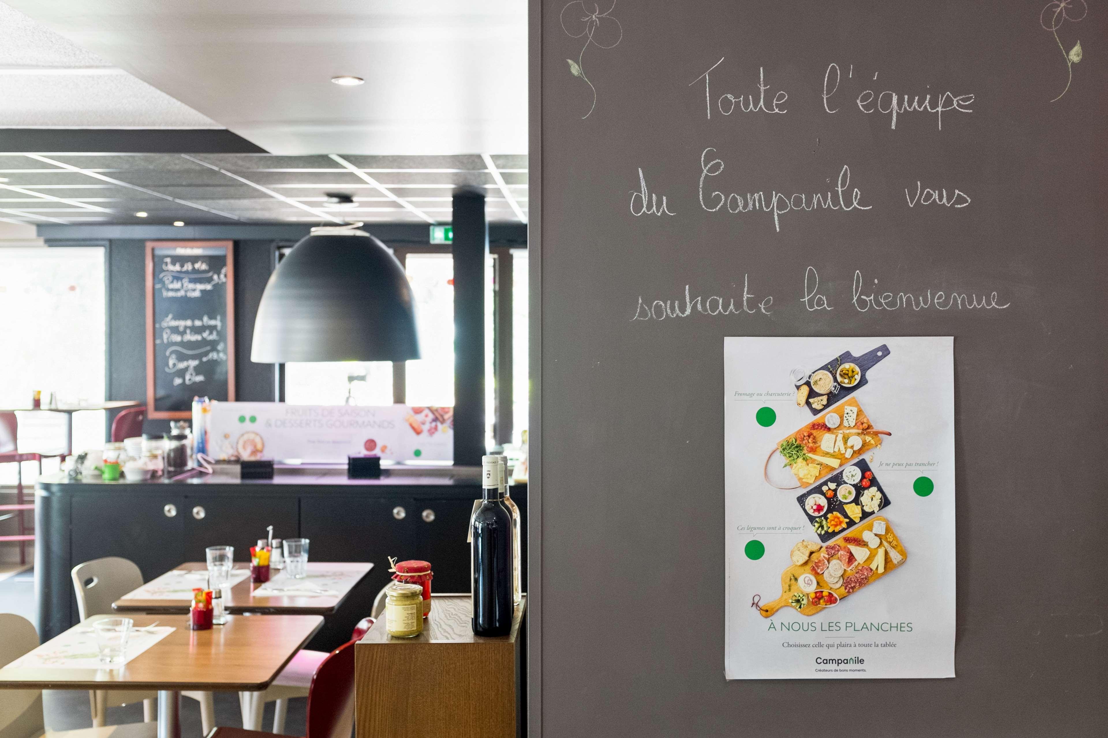 Hotel Campanile Vichy - Bellerive Esterno foto