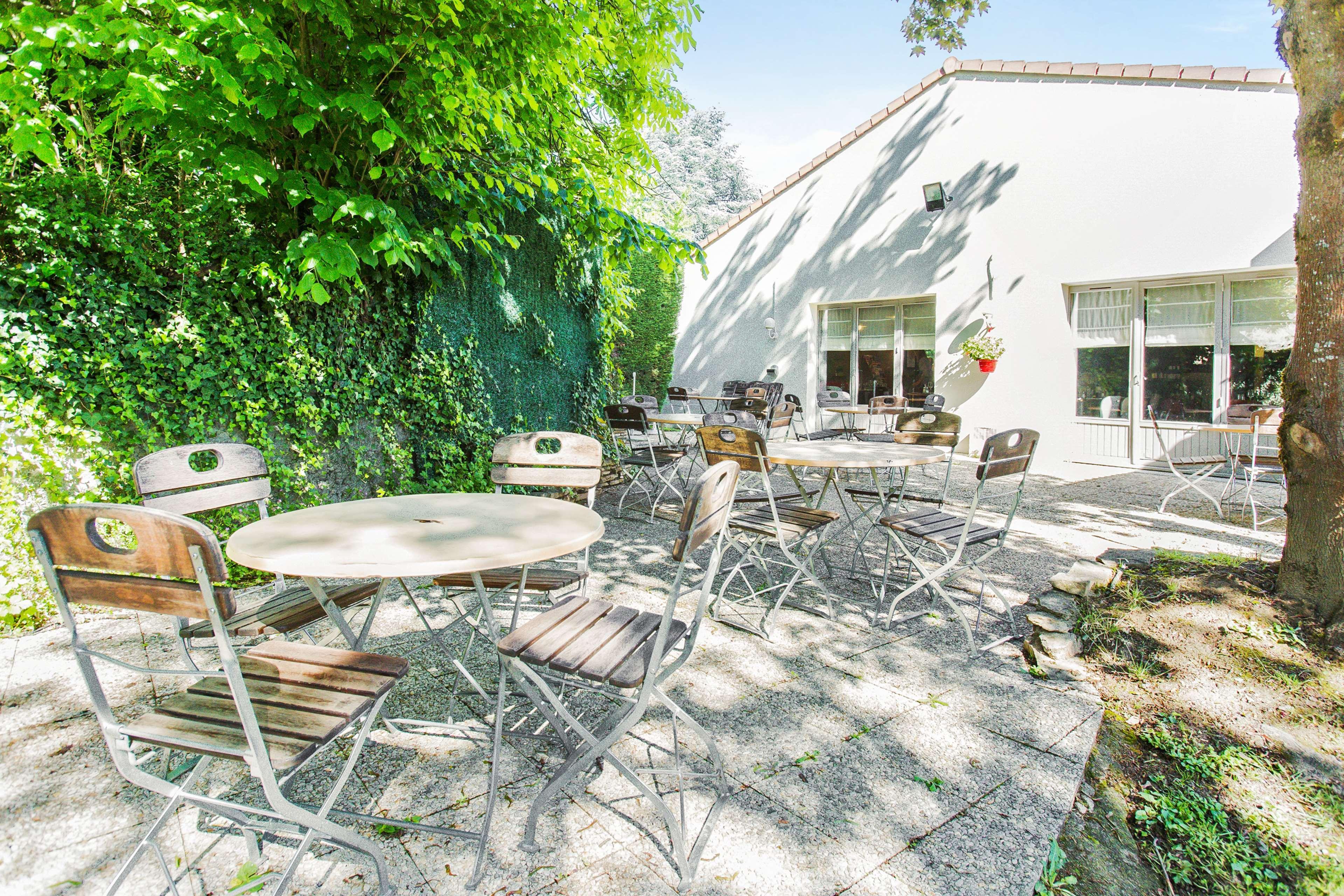 Hotel Campanile Vichy - Bellerive Esterno foto