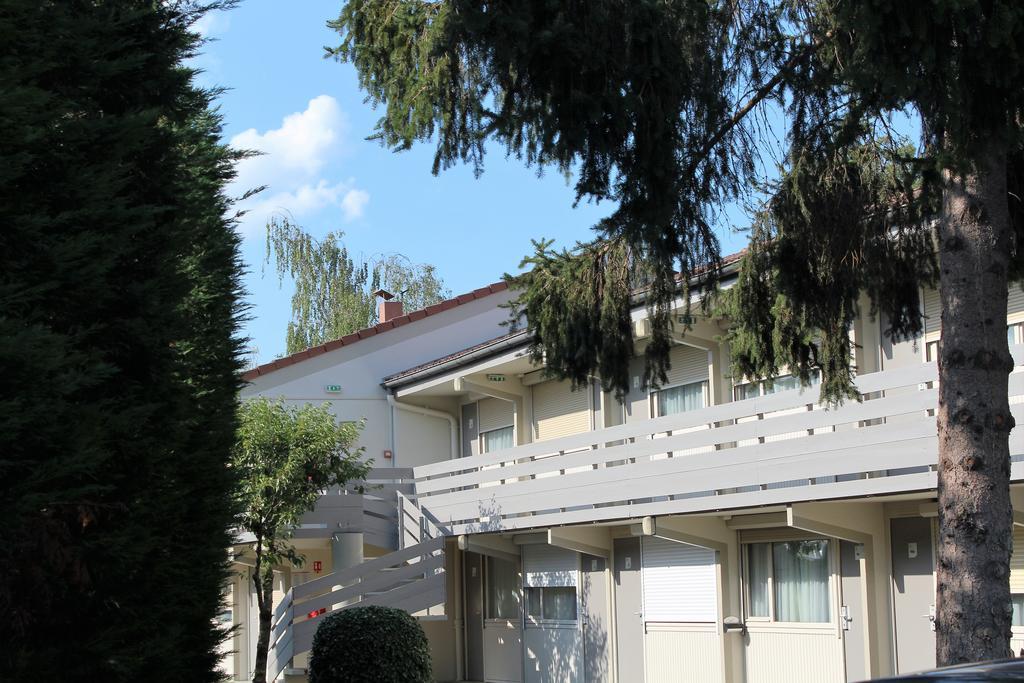 Hotel Campanile Vichy - Bellerive Esterno foto