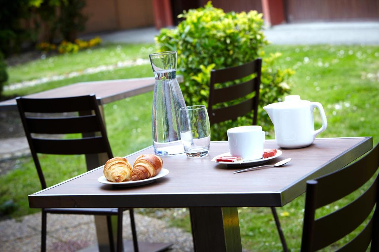 Hotel Campanile Vichy - Bellerive Esterno foto